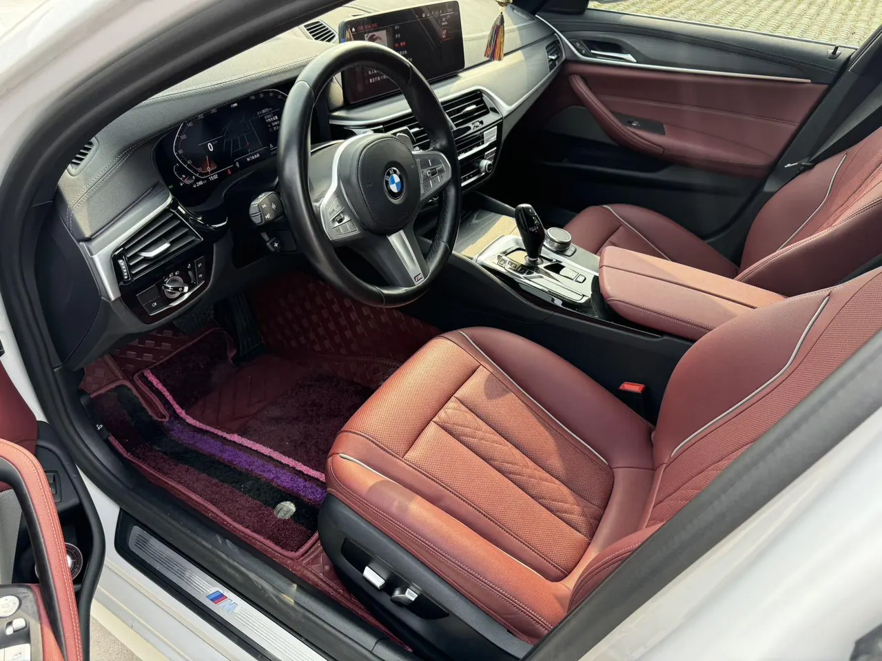 BMW 5 Series 2023 530Li 2.0T Leading M Sports Suit Automatic Gear 3