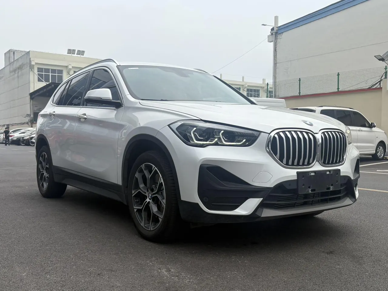 BMW 2022 X1 sDrive25Li 2.0T Leading Automatic Gear 4