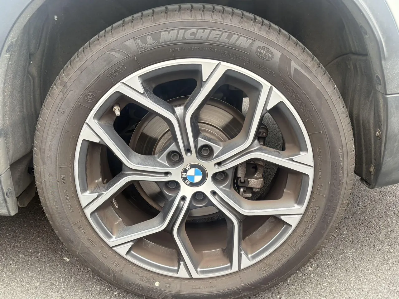 BMW 2022 X1 sDrive25Li 2.0T Leading Automatic Gear 5