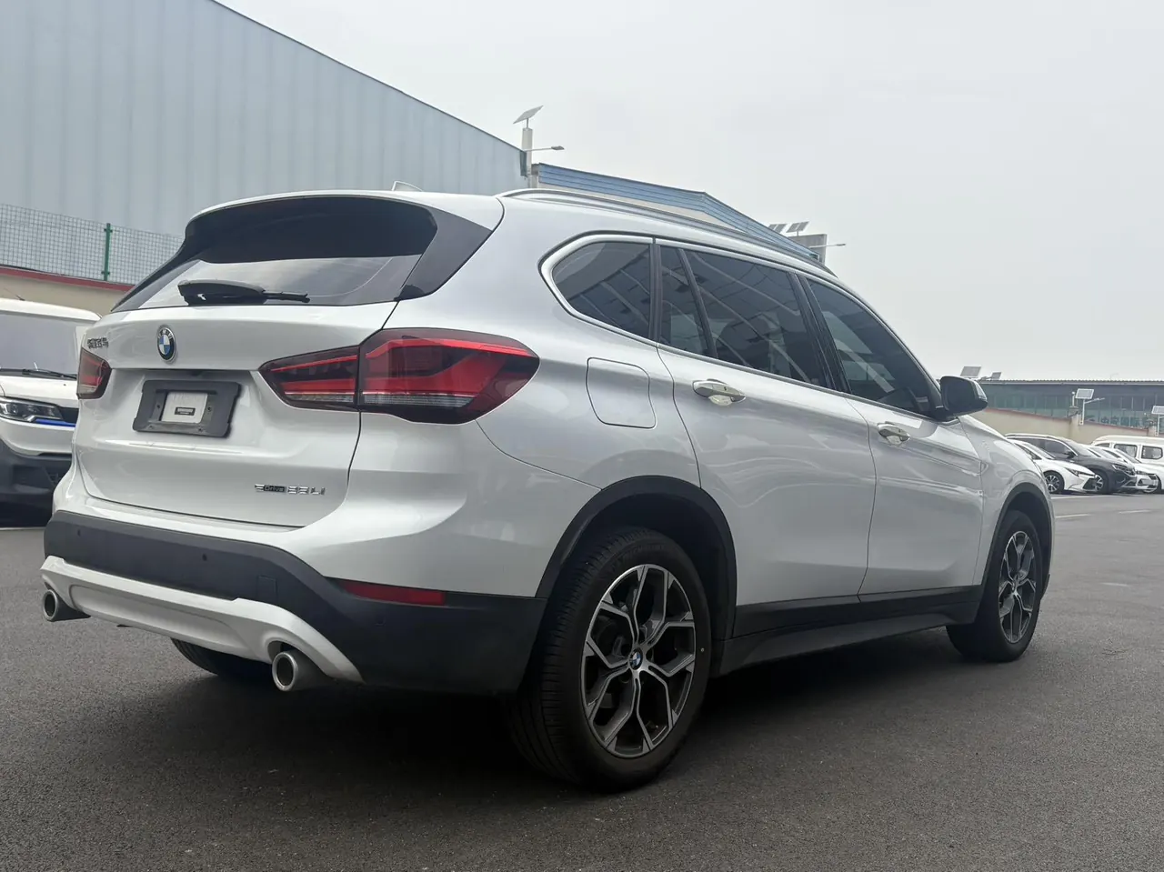 BMW 2022 X1 sDrive25Li 2.0T Leading Automatic Gear 6