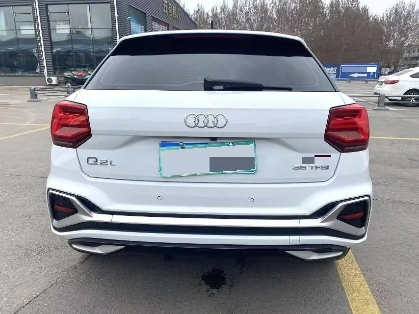 Audi 2021 Q2L 1.4TFSI 35TFSI Aggressive Dynamic Automatic 5