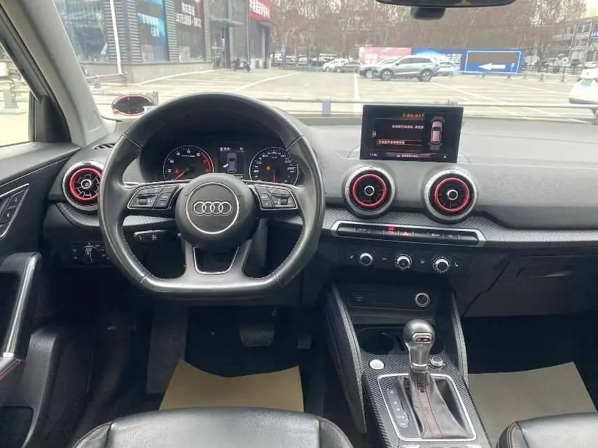 Audi 2021 Q2L 1.4TFSI 35TFSI Aggressive Dynamic Automatic 9