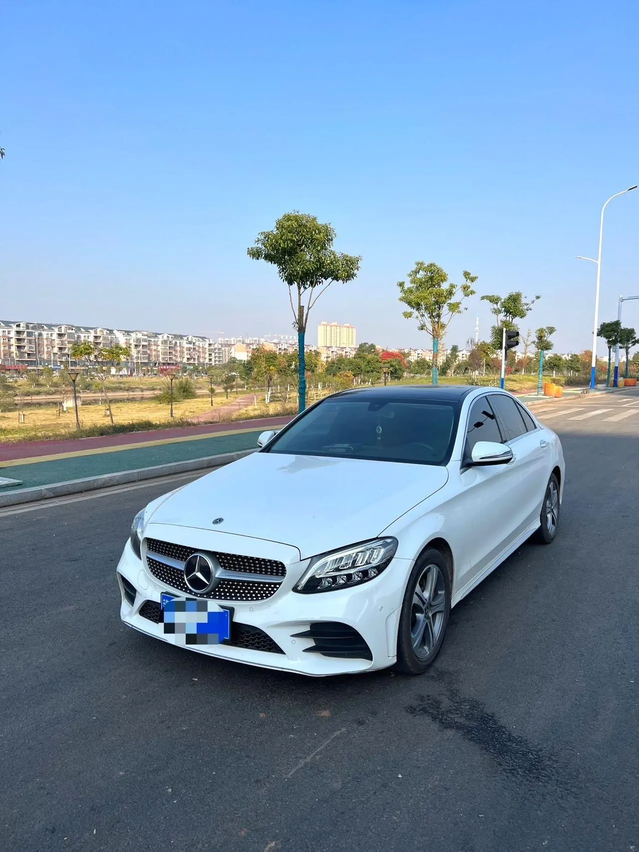 Mercedes Benz Class C 2021 C 260 L 48V 1.5T Automatic - View 1