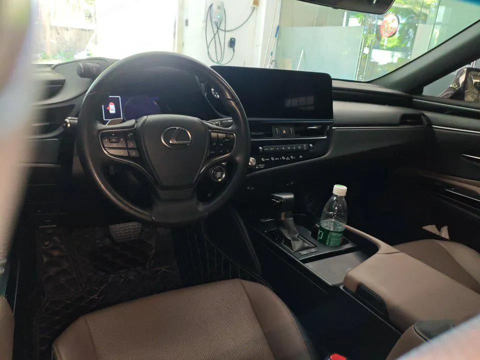 Lexus ES (Imported) 2022 ES200 2.0 Stepless Premium Edition Automatic Gear 4