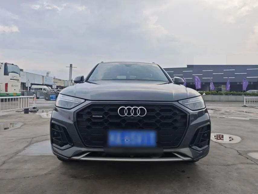 Audi 2024 Q5L 2.0TFSI 45TFSI luxury dynamic automatic transmission 2