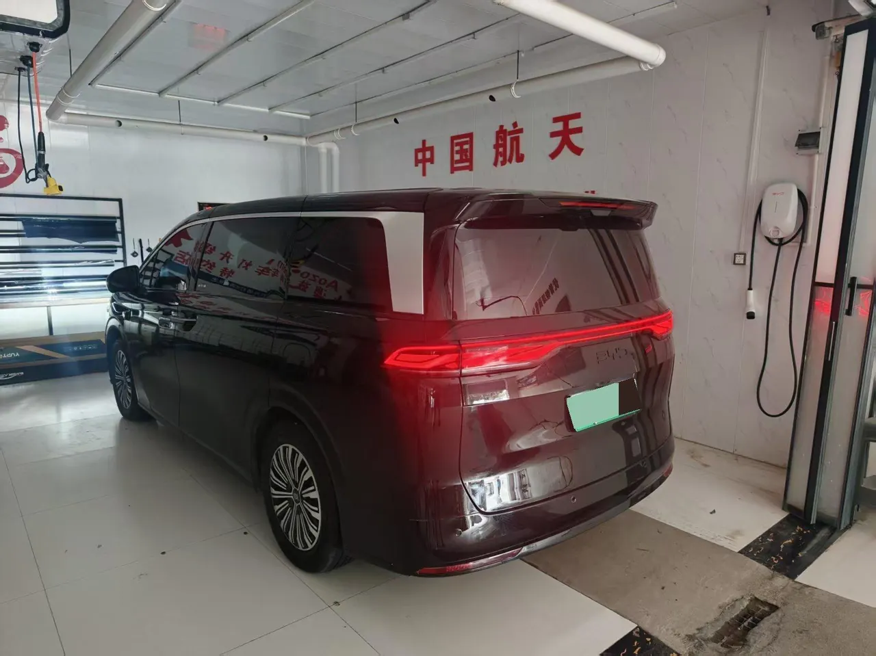 BYD 2026 Summer DM-i 1.5T CVT 218km Exceed Model Automatic 3