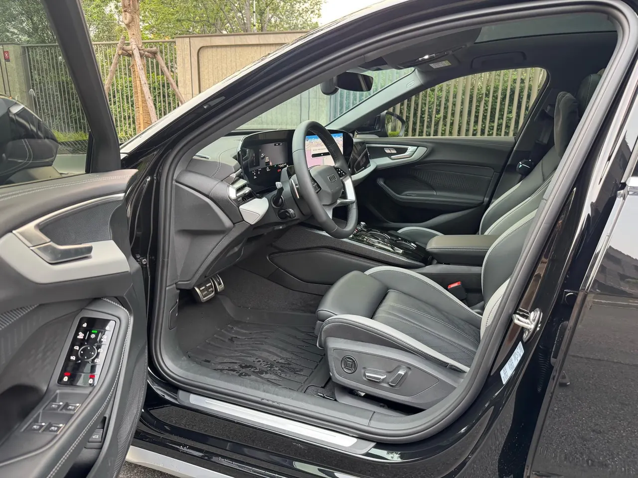Audi 2026 A5L 2.0T Dry Kun Smart Driving Edition Automatic Gear 4