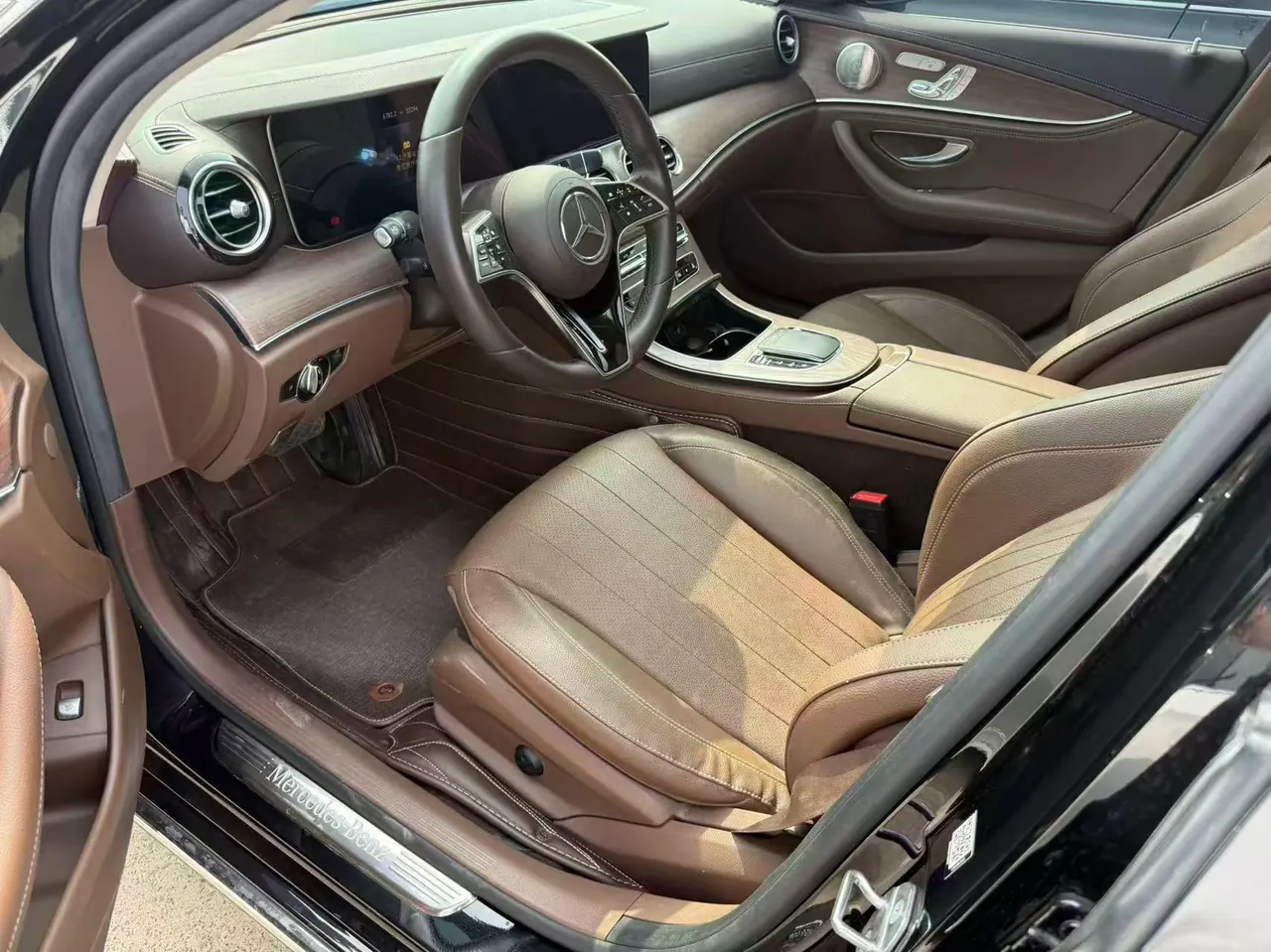 Mercedes Benz E Class 2021 E 300 L 2.0T Luxury Automatic Gear 2
