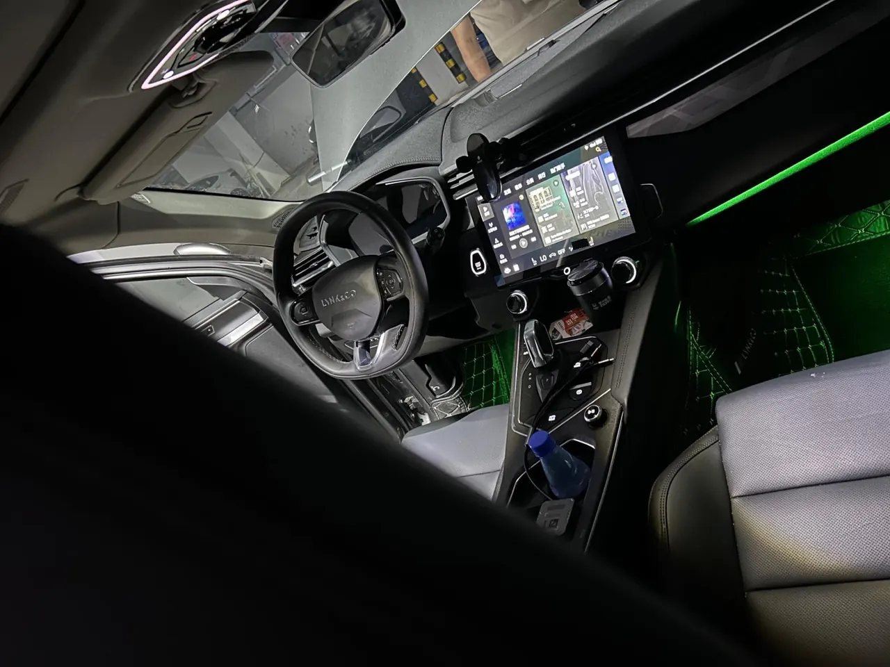 LYNK&amp;CO 2021 LYNK&amp;CO 01 2.0TD Two-Drive Pro Automatic 4