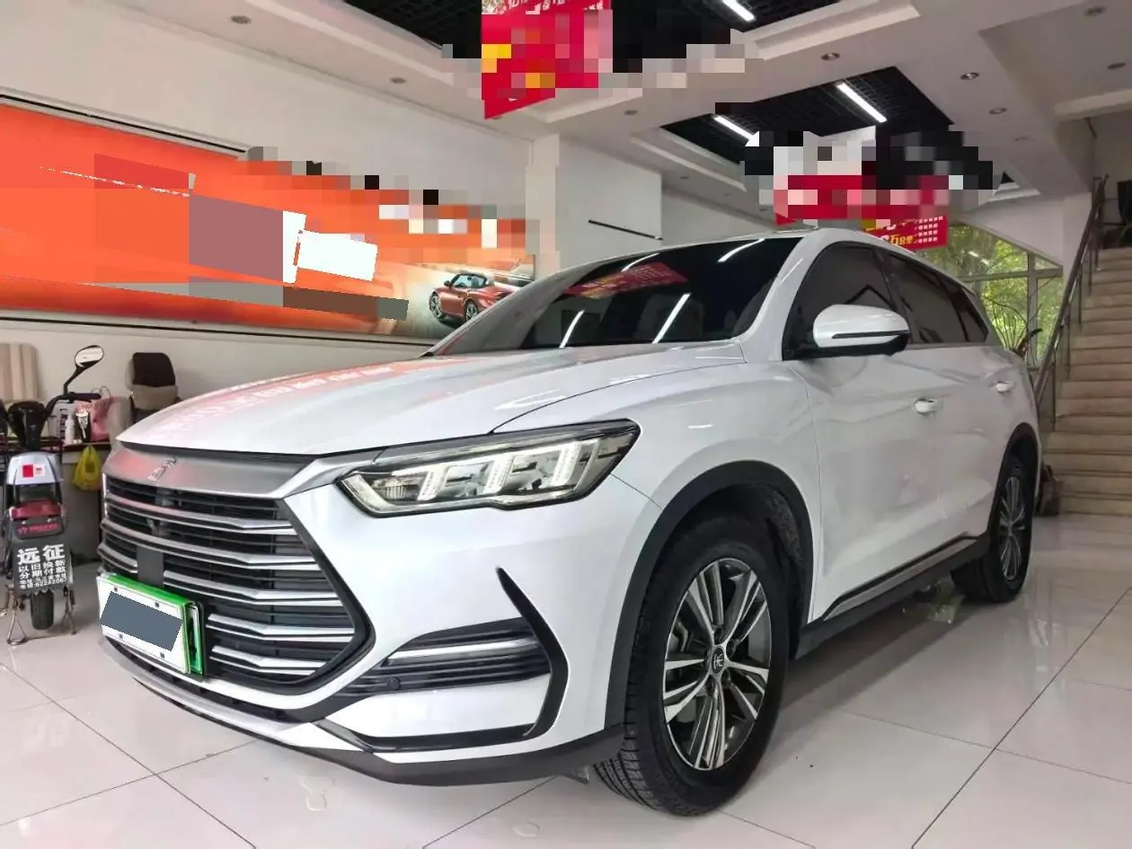 BYD Song PLUS New Energy 2021 Song PLUS DM-i 1.5 Stepless 51KM Honorable Automatic Gear - View 1