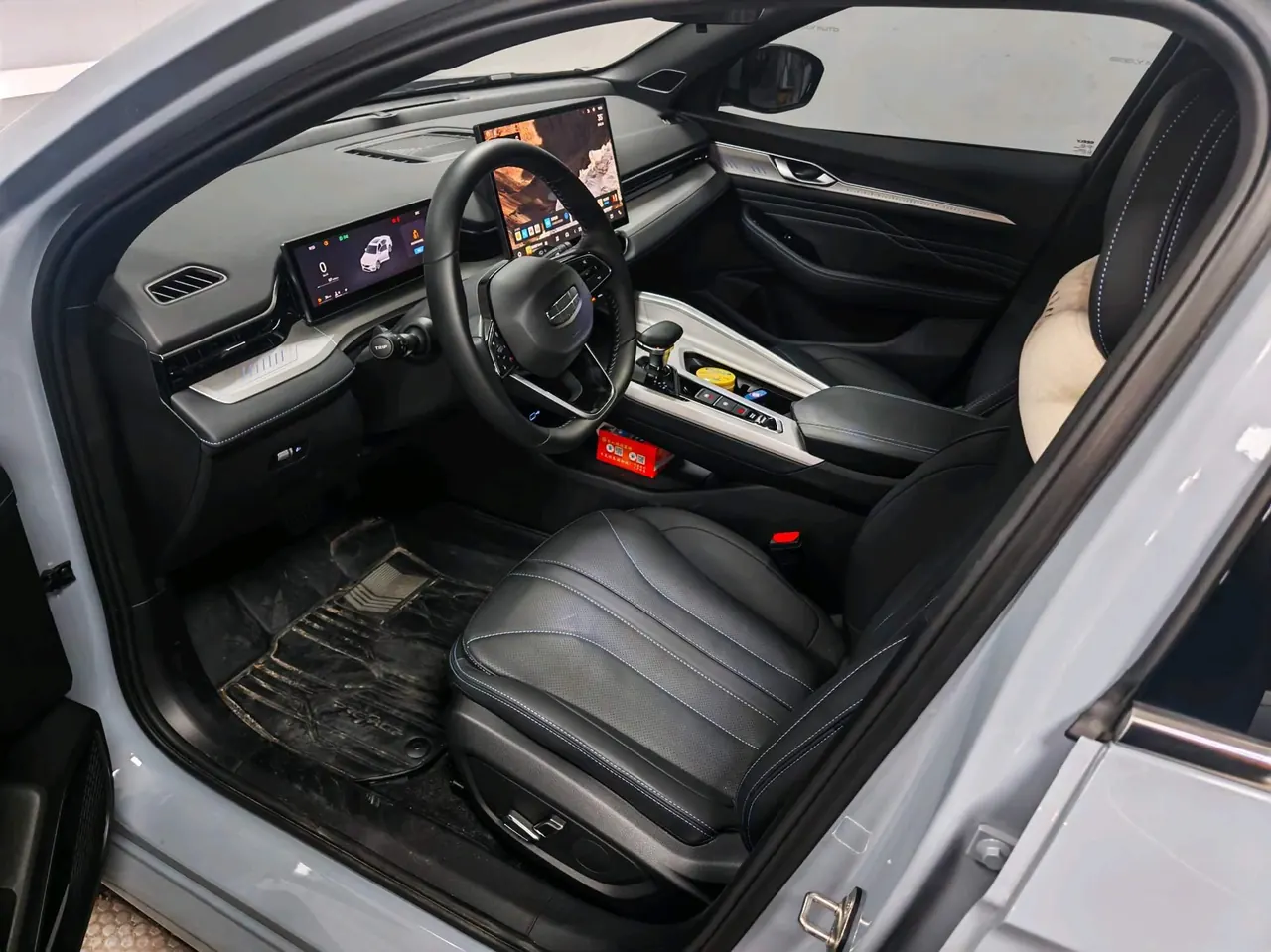 Geely 2025 Star Rui 1.5TD Oriental Obsidian Kunlun Edition Automatic Gear 2