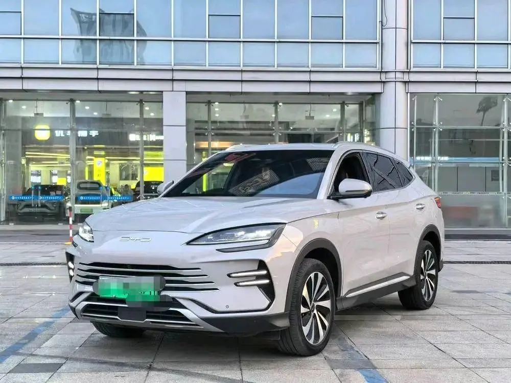 BYD Song PLUS New Energy 2025 Song PLUS DM-i 1.5 Stepless 112KM Honorable Automatic Gear - View 1