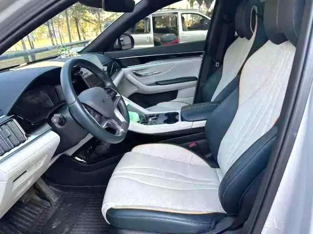 BYD Song PLUS New Energy 2025 Song PLUS DM-i 1.5 Stepless 112KM Honorable Automatic Gear 5