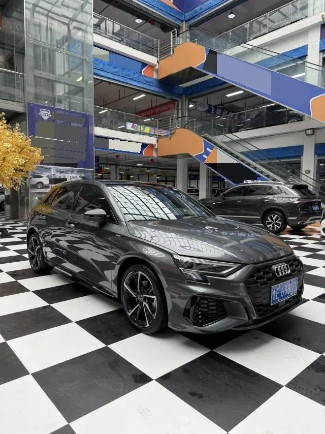 Audi 2022 A3 Sportback 1.4TFSI 35TFSI Fashion Sports Automatic 3