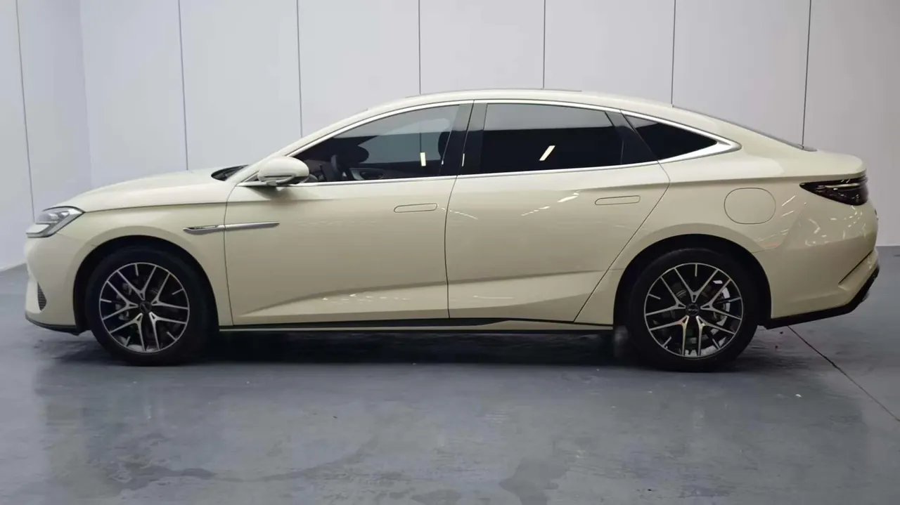 BYD 2025 seals 07 DM-i 1.5 stepless 125km luxury automatic gear 9