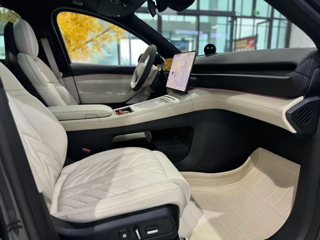 NIO 2025 ES6 75kWh automatic gear 6