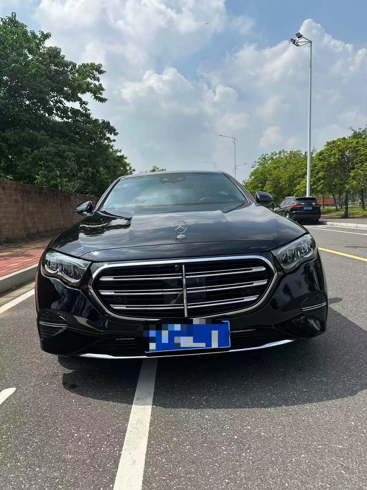 Mercedes Benz E Class 2024 E 300 L 48V 2.0T Luxury Automatic Gear 2