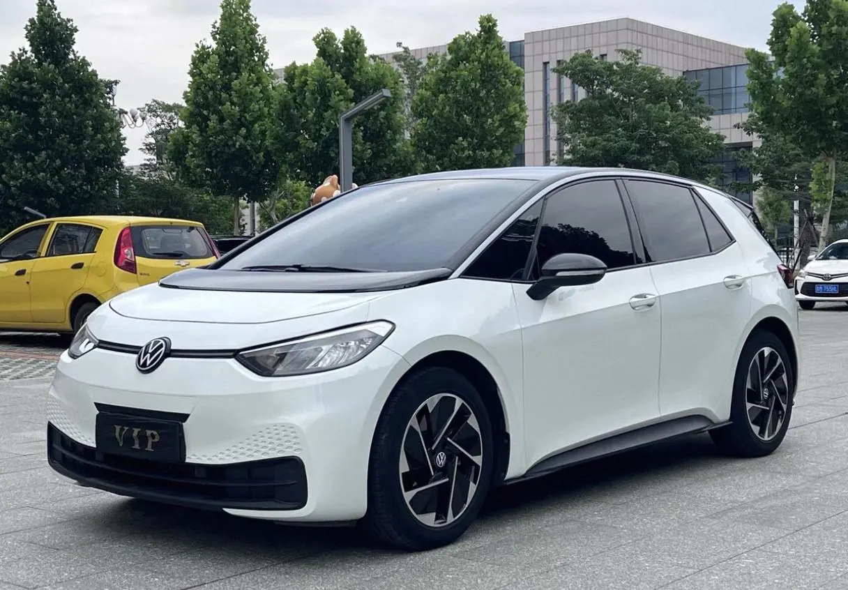 打开图片灯箱:Volkswagen 2024 ID. 3 extremely intelligent version automatic transmission
