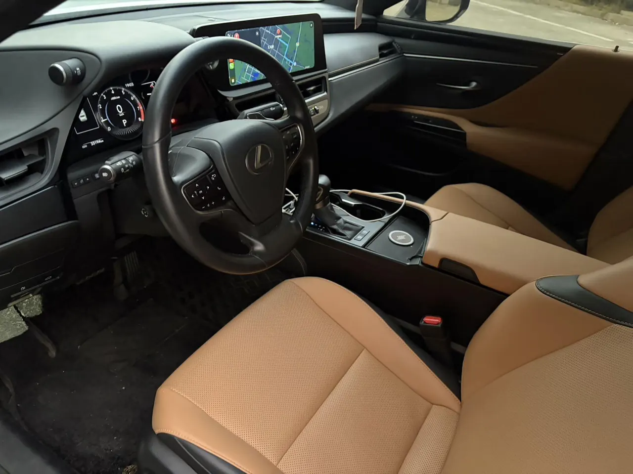 Lexus ES (Imported) 2022 ES200 2.0 Stepless Premium Edition Automatic Gear 4