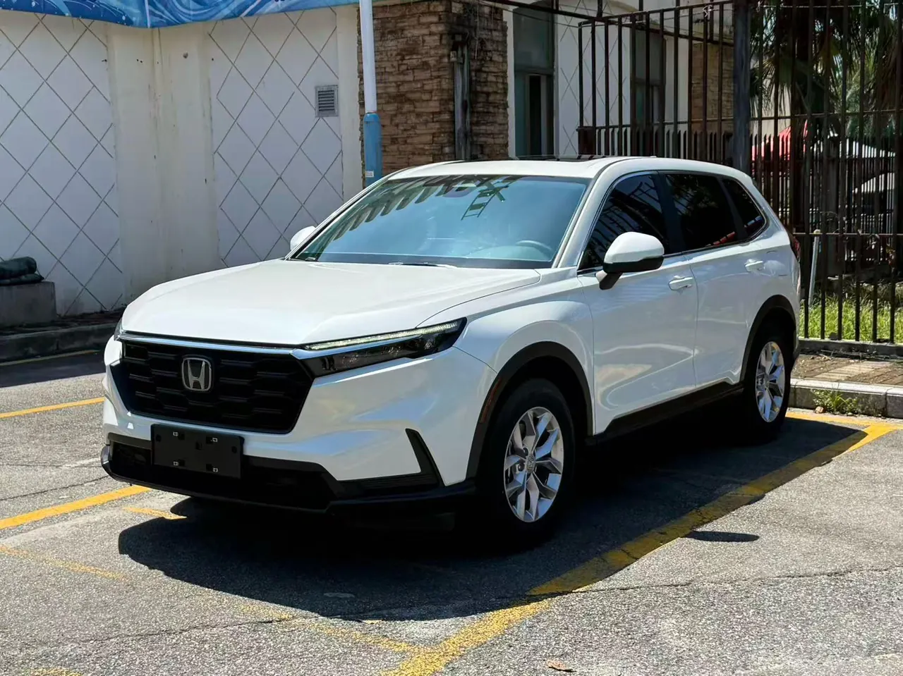 Open image lightbox: Honda 2023 CR-V 1.5T Stepless 240TURBO Two-Drive Turbo Edition 5-seat Automatic Gear