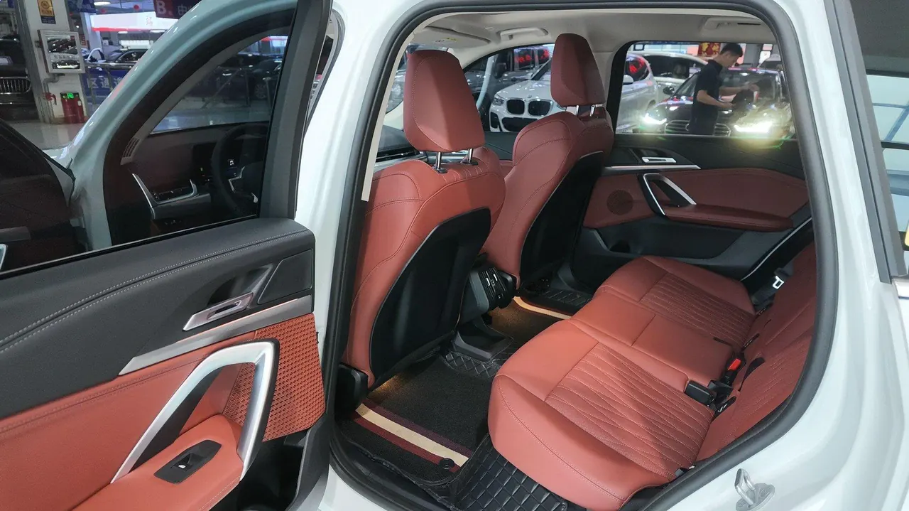 BMW 2026 iX1 eDrive25L eDrive25L m sports suit automatic gear 5