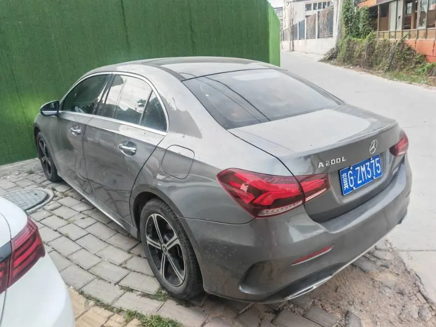 Mercedes Benz Class A 2022 A 200 L 1.3T Fashion (Change 3) Automatic 3