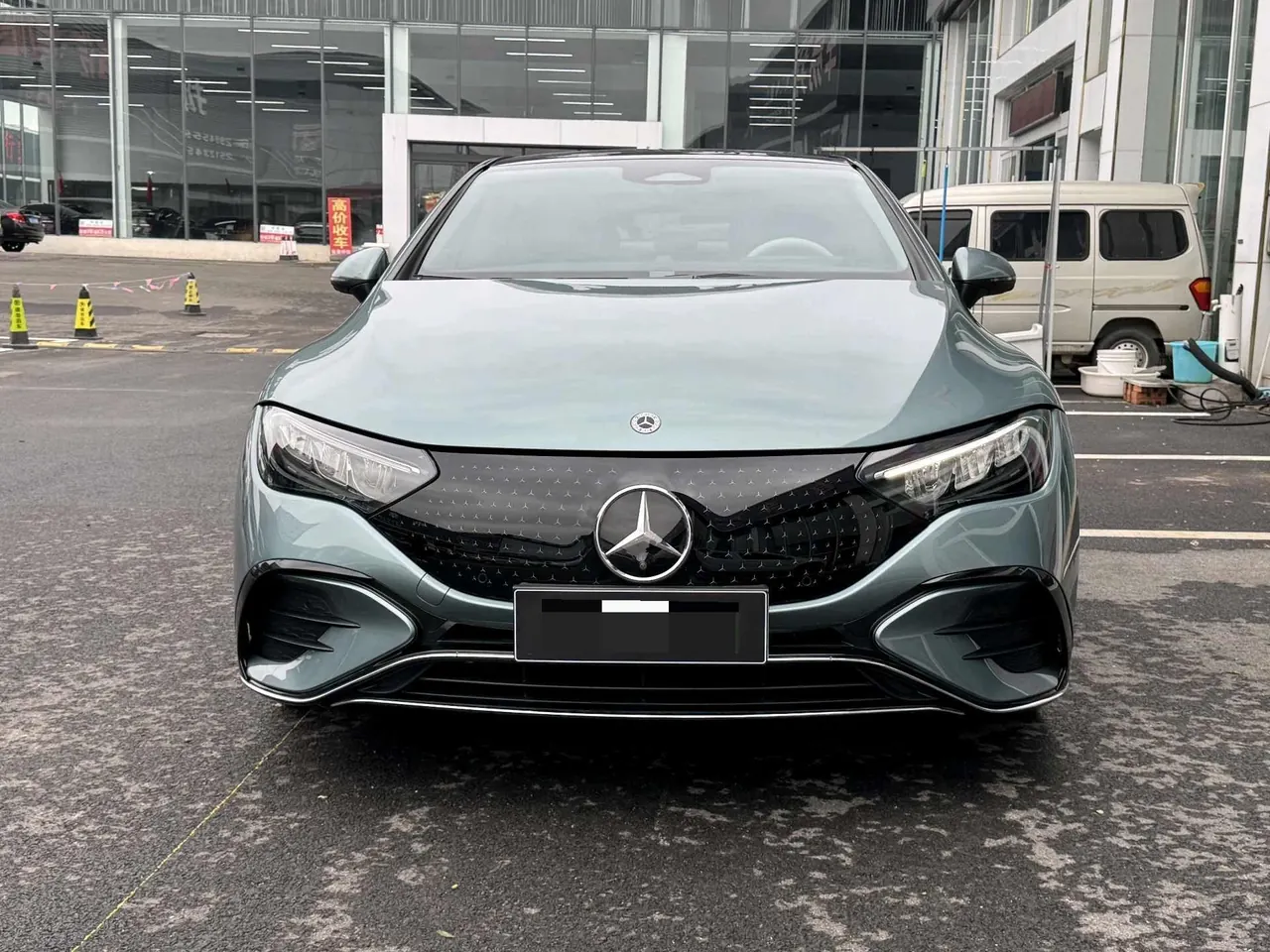Mercedes Benz 2025 EQE 500 4MATIC EQE 500 4MATIC Pioneer Edition Automatic Gear 2