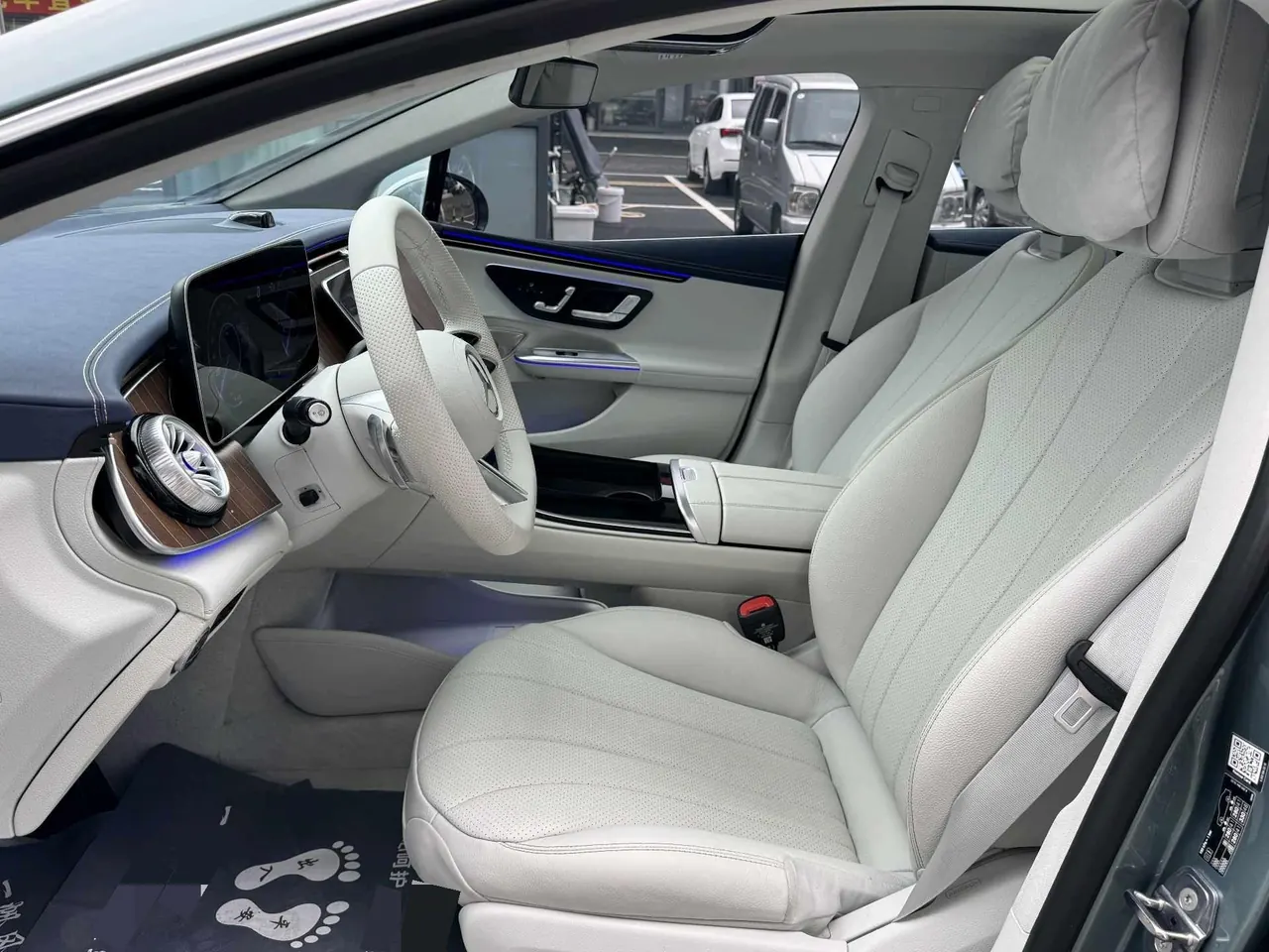 Mercedes Benz 2025 EQE 500 4MATIC EQE 500 4MATIC Pioneer Edition Automatic Gear 7