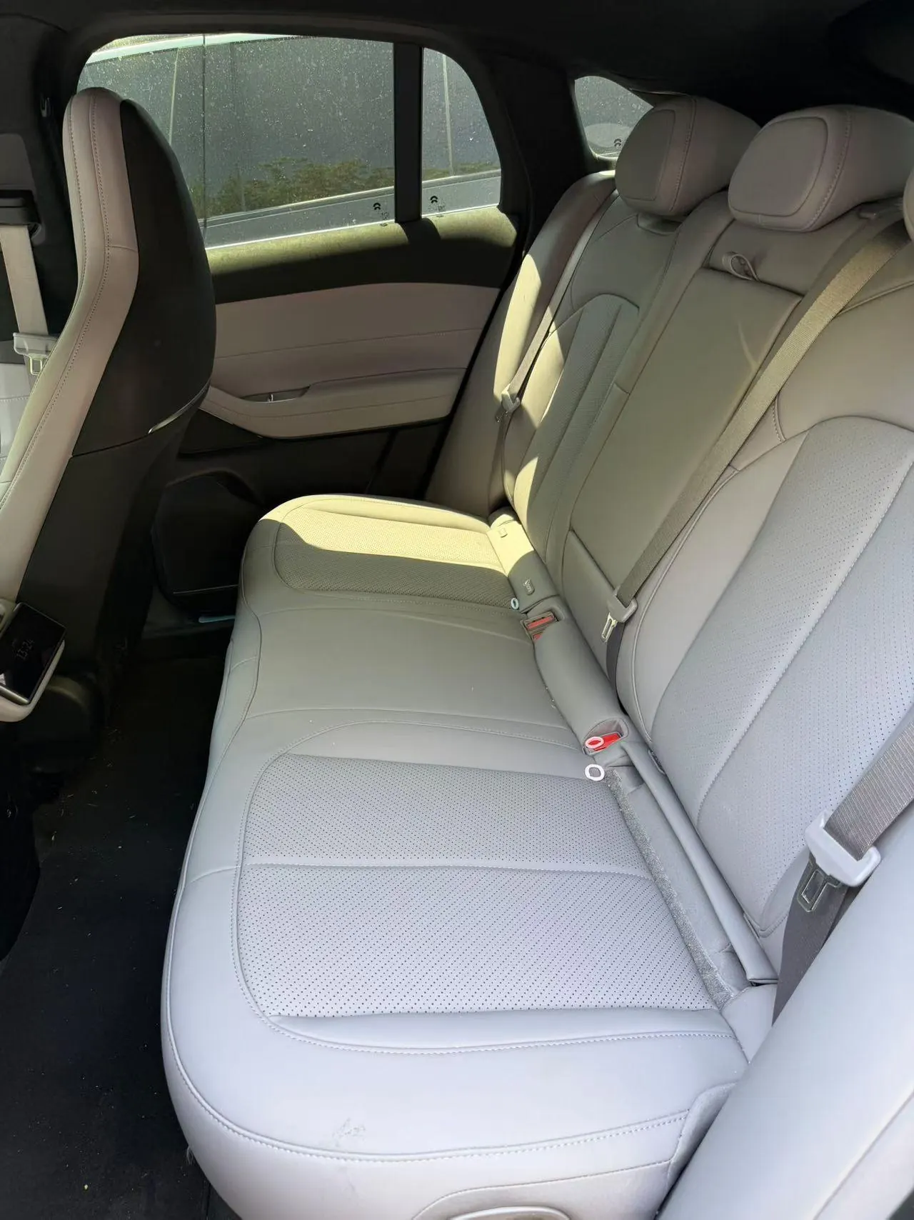 NIO 2024 EC 6 100kWh automatic gear 5