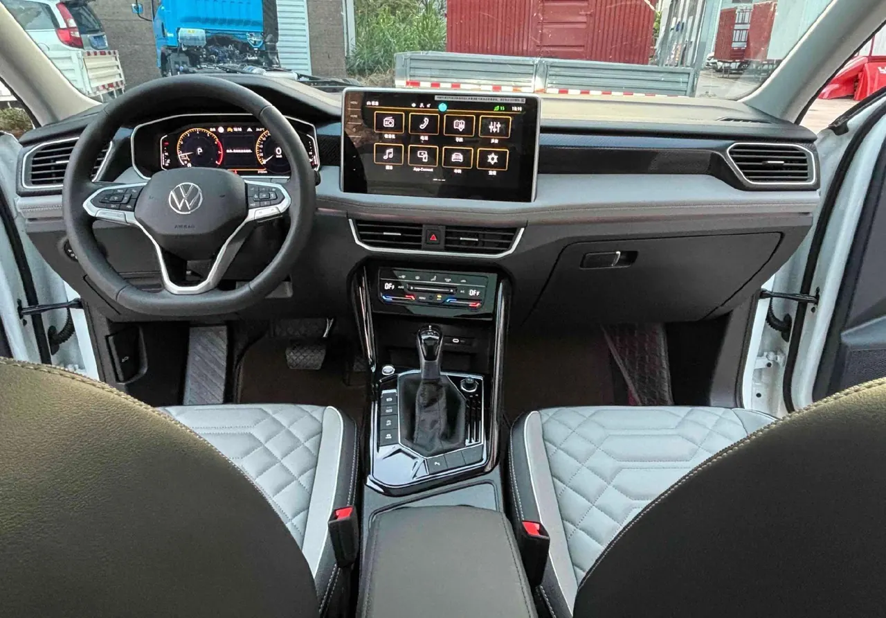 Volkswagen 2023 Tanyue 2.0TSI 330TSI Two-Drive Luxury Plus Advanced Edition Automatic Gear 5