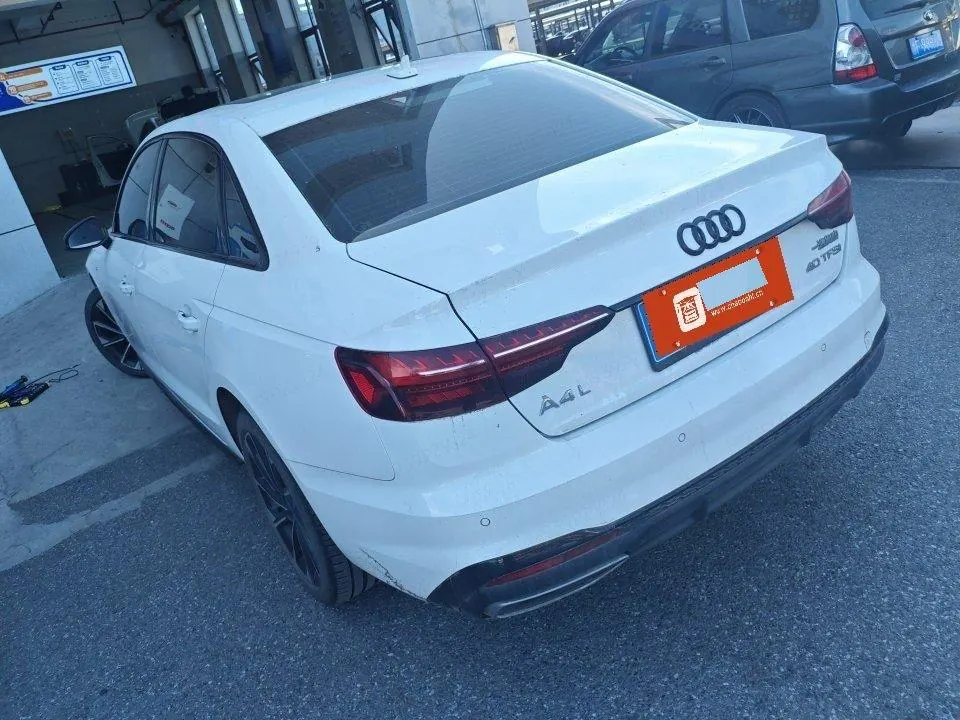 Audi 2023 A4L 2.0TFSI 40TFSI Deluxe Dynamic Automatic 4