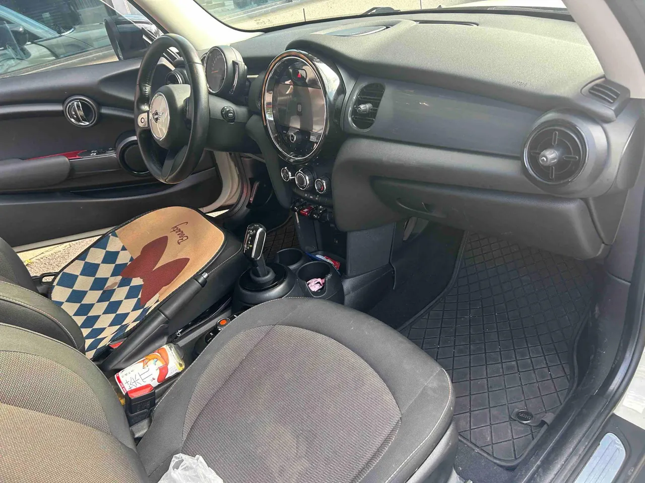 MINI Mini (imported) 2023 Mini One 1.5T automatic gear 5