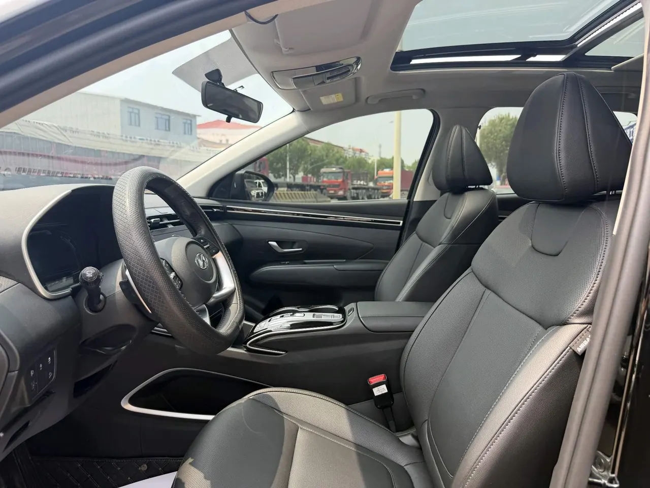 Hyundai 2023 Tousheng L 1.5T GLX Elite Automatic Gear 13
