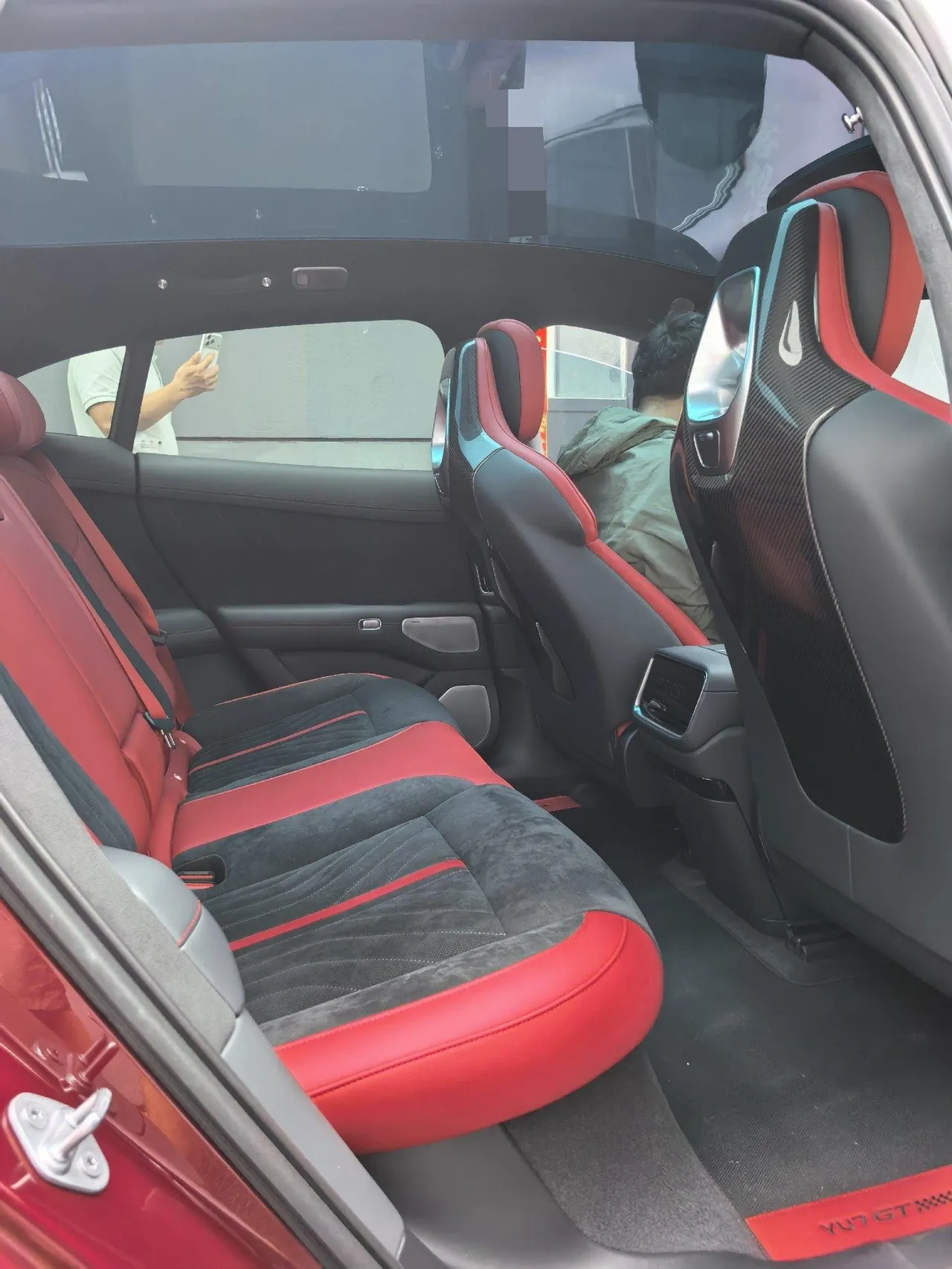 MI 2026 YU7 GT automatic gear 4