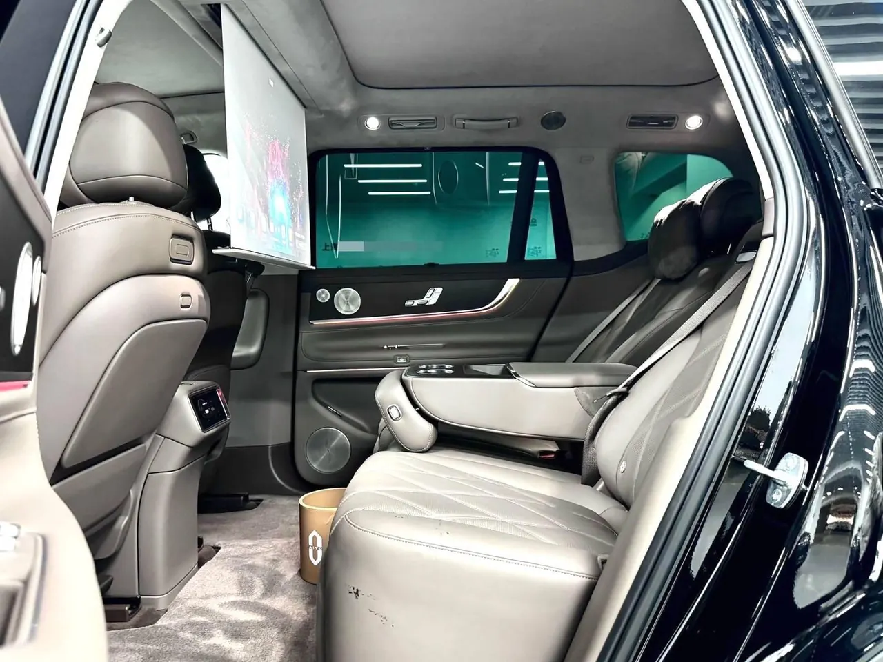 AITO 2025 AITO M9 extended range Ultra version 52kWh4 seat version automatic gear 5