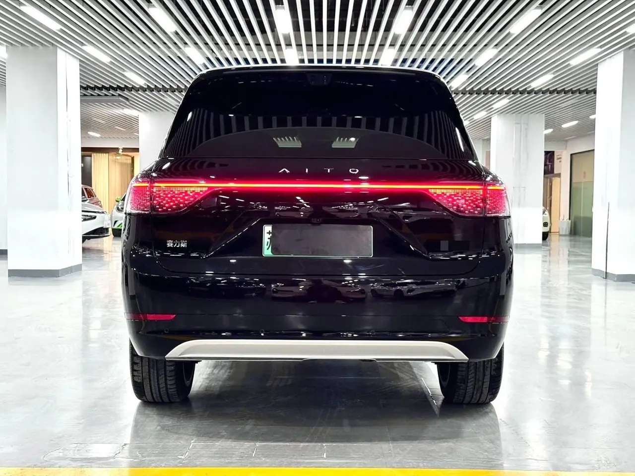 AITO 2025 AITO M9 extended range Ultra version 52kWh4 seat version automatic gear 7