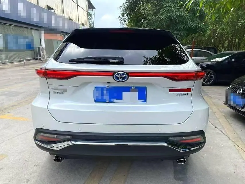 Toyota 2023 LingFang Dual Engine 2.5 Stepless Four-wheel Drive Deluxe Edition Automatic Gear 5