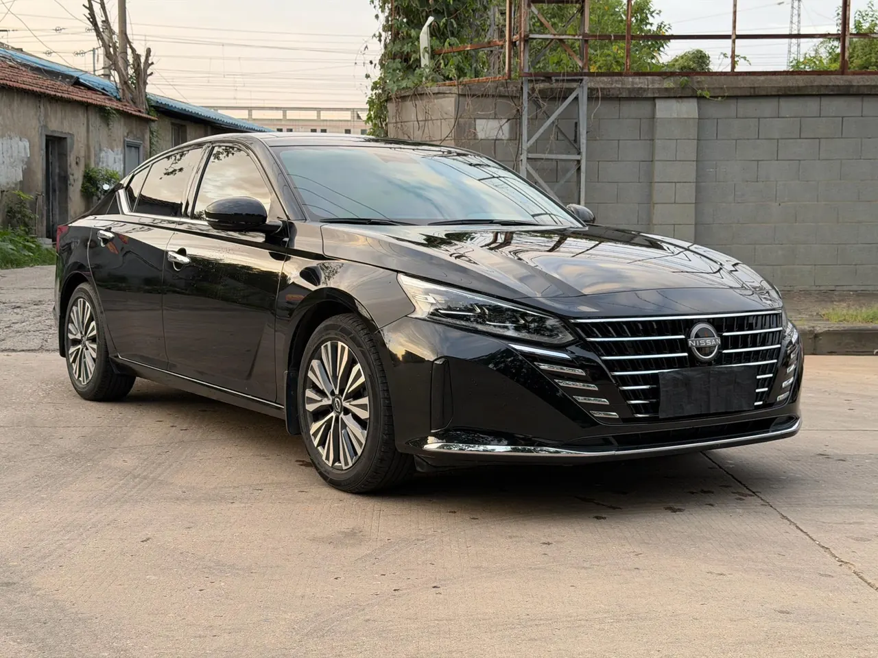 Nissan 2022 Teana 2.0 Stepless XL-TLS Pleasant Edition Automatic Gear 3