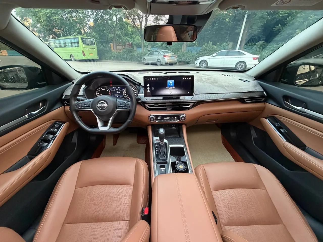 Nissan 2022 Teana 2.0 Stepless XL-TLS Pleasant Edition Automatic Gear 9