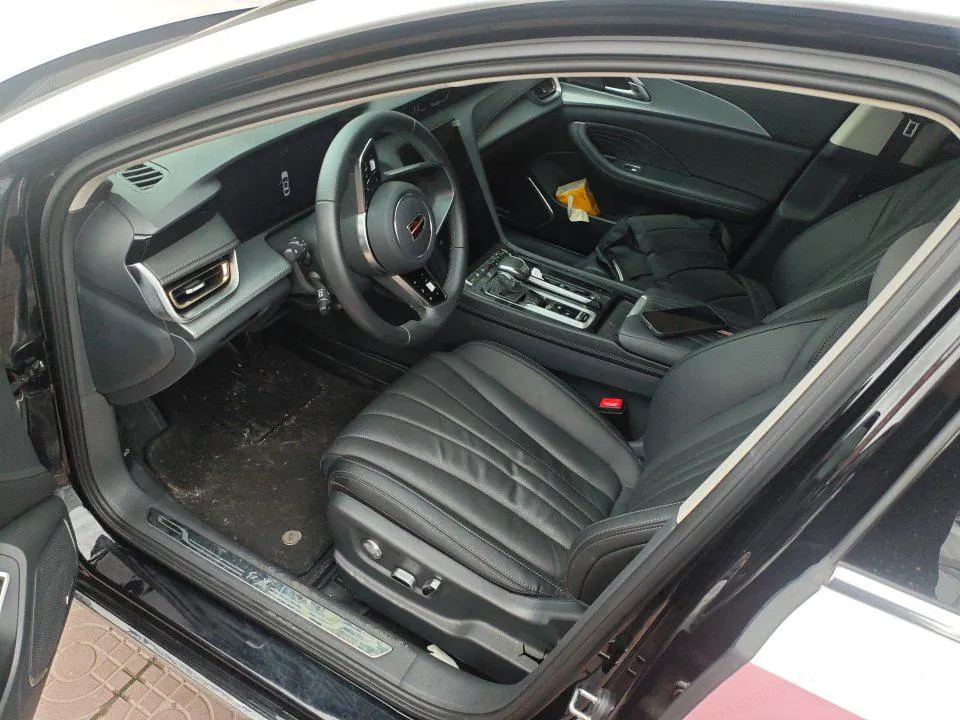 HongQi 2024 H5 2.0T Zhilian Qi Chang Edition Automatic Gear 3