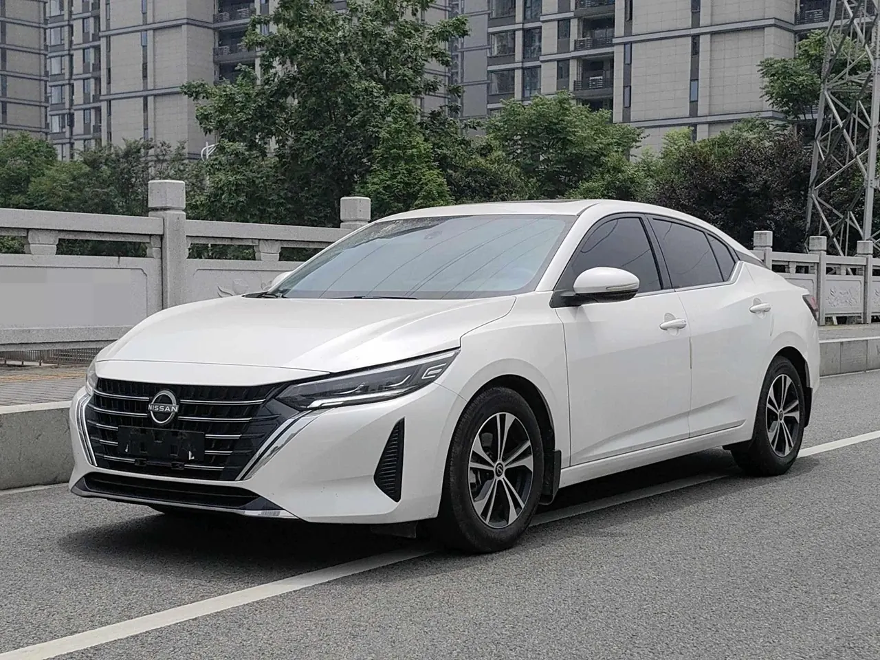 Nissan 2026 Sylphy 1.6 Stepless Pleasant Edition Automatic Gear - View 1