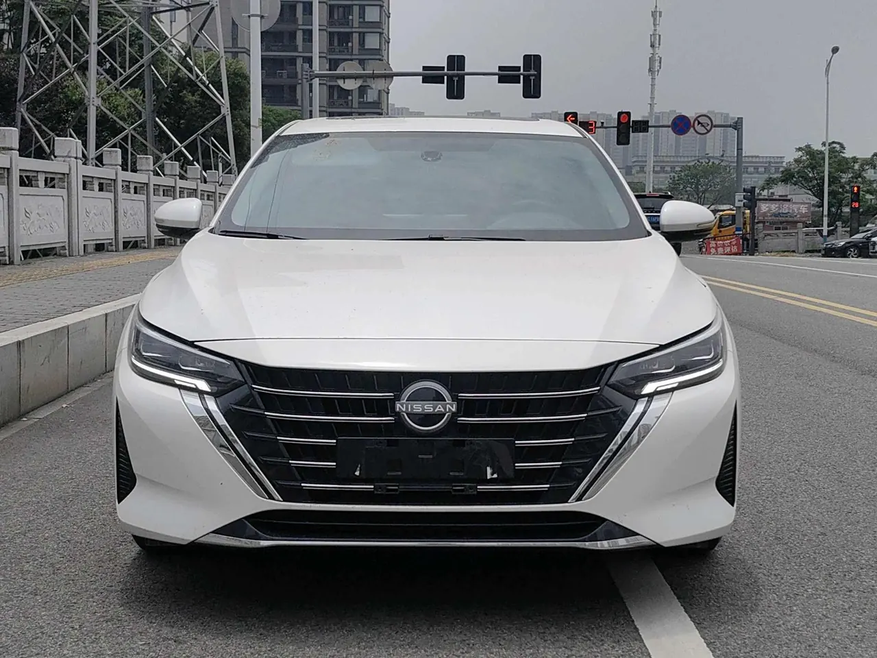 Nissan 2026 Sylphy 1.6 Stepless Pleasant Edition Automatic Gear 2