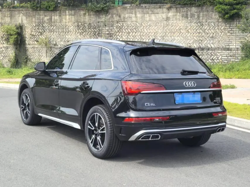 Audi 2023 Q5L 2.0TFSI 40TFSI Fashion Dynamic Automatic 4