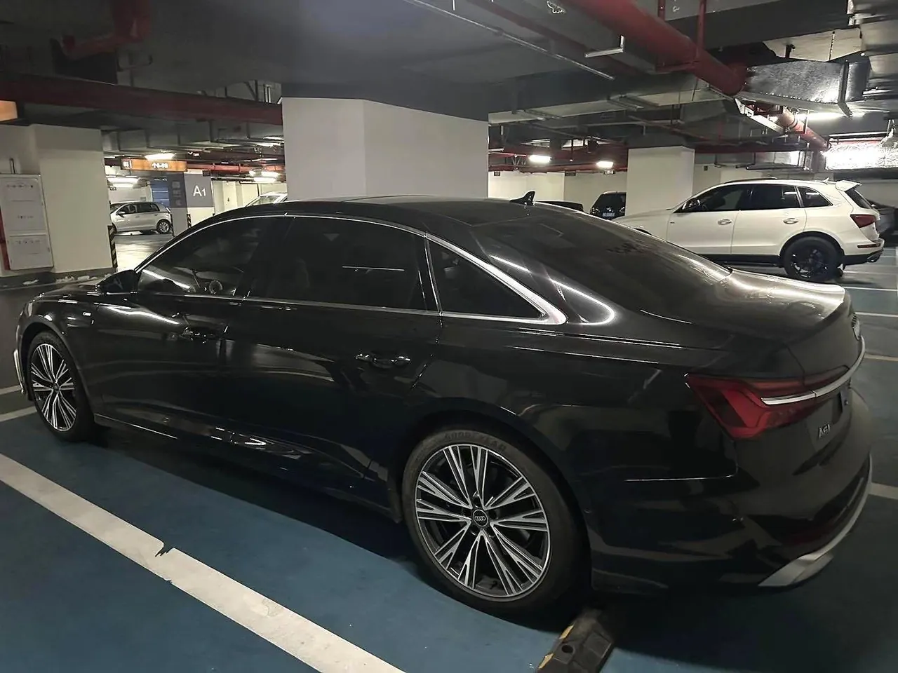 Audi 2025 A6L 2.0TFSI 45TFSI Selected Dynamic Automatic 9