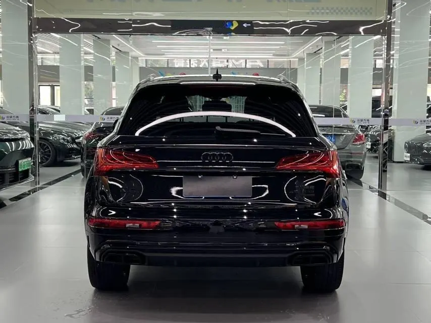 Audi 2024 Q5L 2.0TFSI 45TFSI luxury dynamic automatic transmission 5