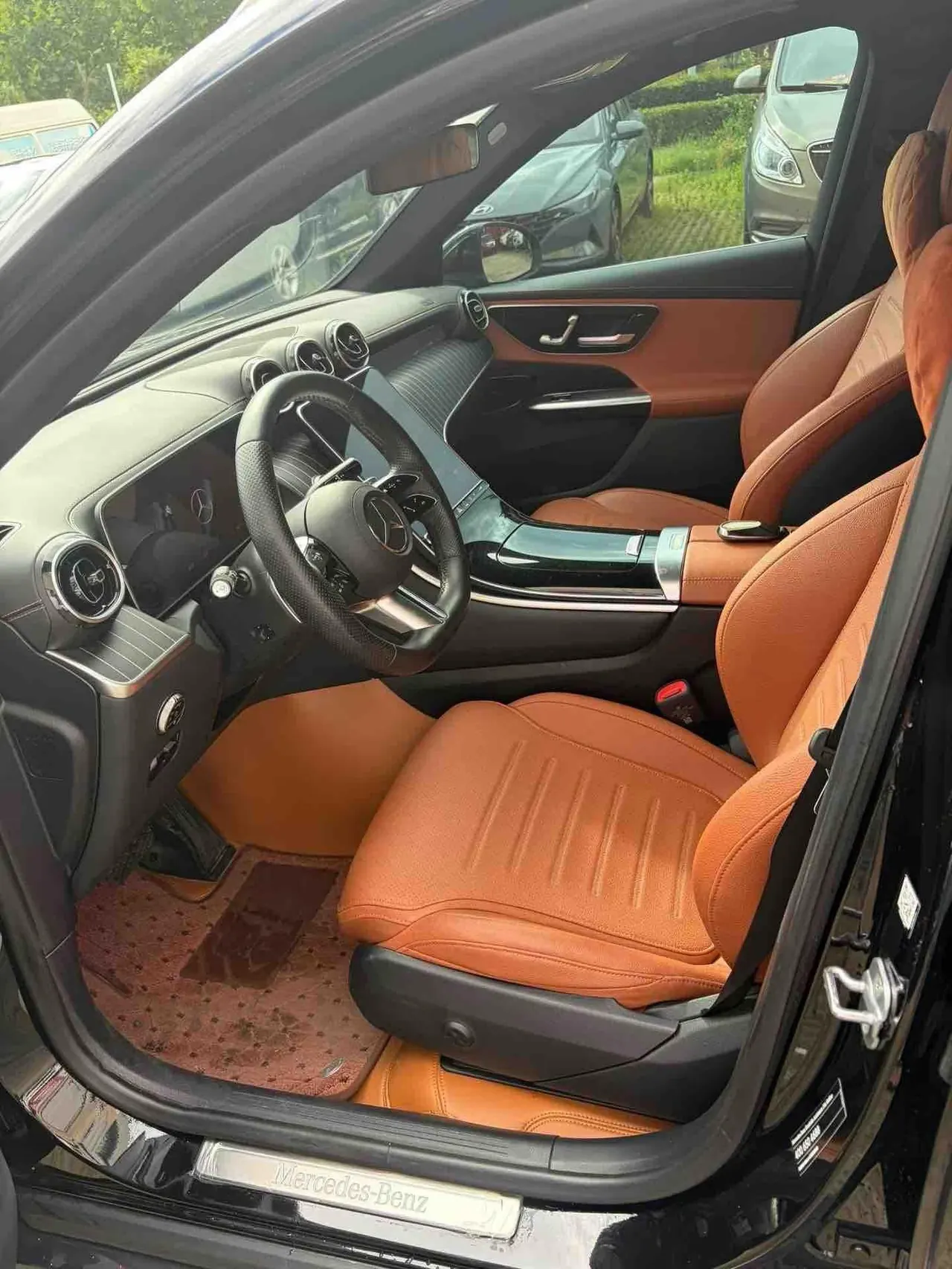 Mercedes Benz 2023 GLC 260 L 4MATIC 48V 2.0T Luxury 5-seat Automatic Gear 5