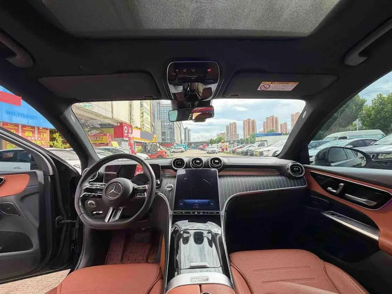 Mercedes Benz 2023 GLC 260 L 4MATIC 48V 2.0T Luxury 5-seat Automatic Gear 8