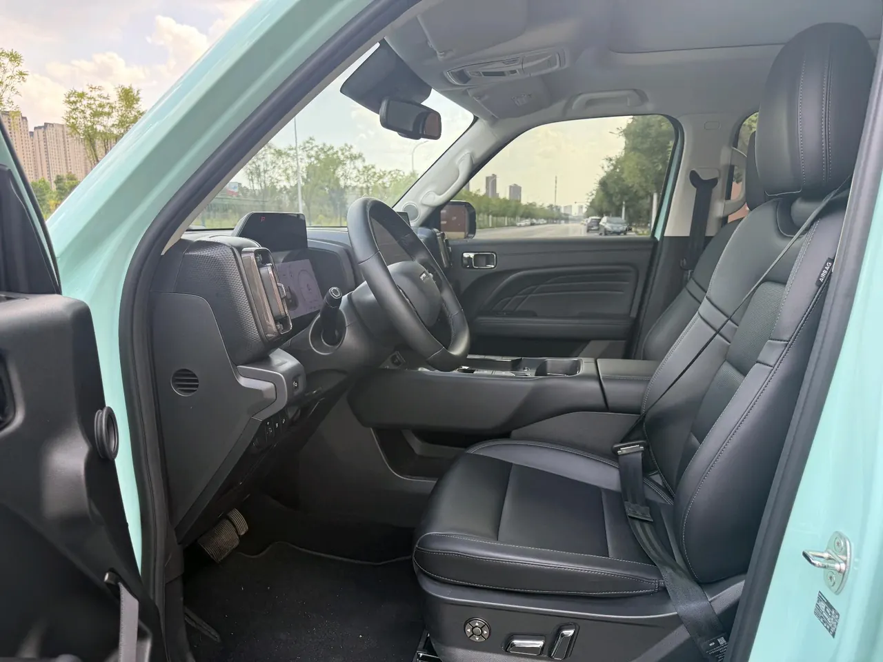 Haval 2026 Raptors Hi4 1.5T 200 Ultra Pilot Edition Automatic Gear 2