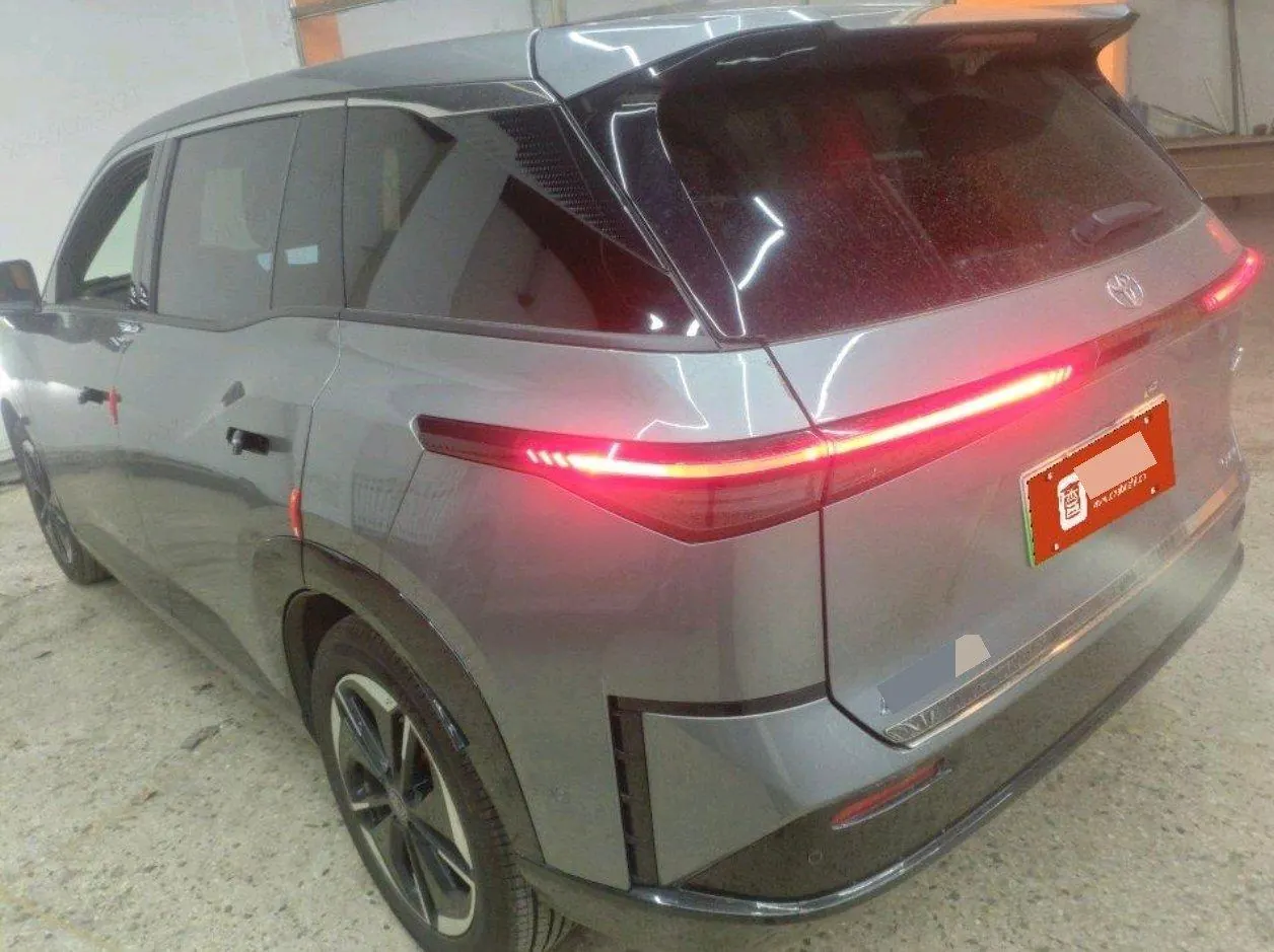 Toyota 2025 Platinum Intelligence 3X 520 Pro Automatic Gear 4