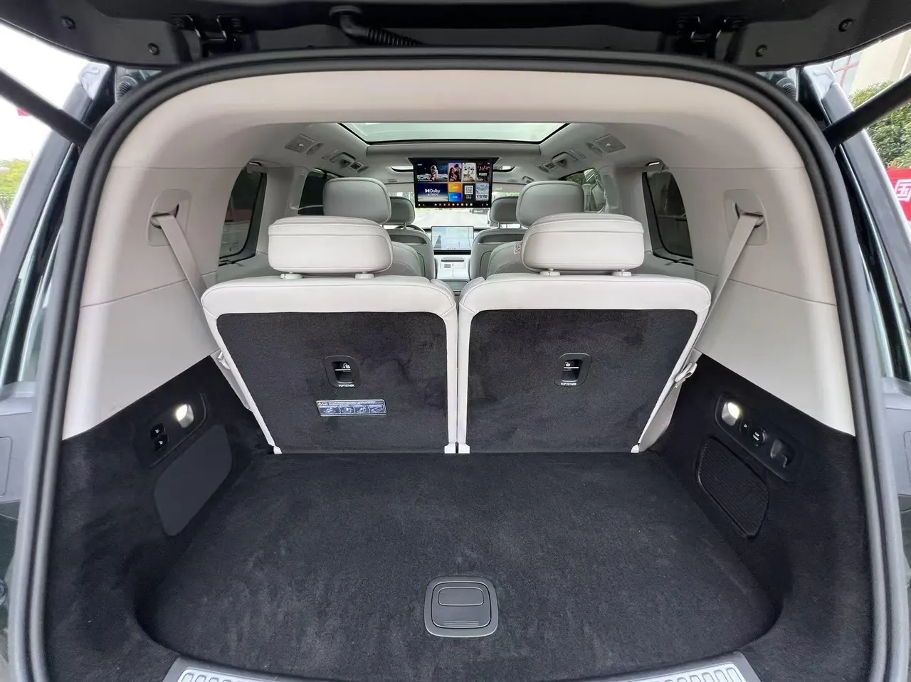 Leapmotor 2026 D 19 500 Zhizun Edition 6-seat Automatic Gear 6